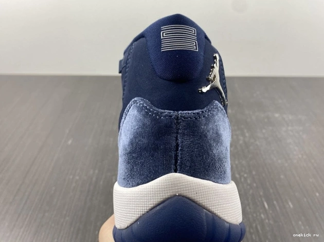 Rep Onekick WMNS AR0715-441 AIR NAVY JORDAN MIDNIGHT 11 VELVET 0822